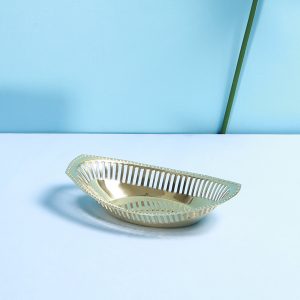 Brass serving dish : Topp Brass