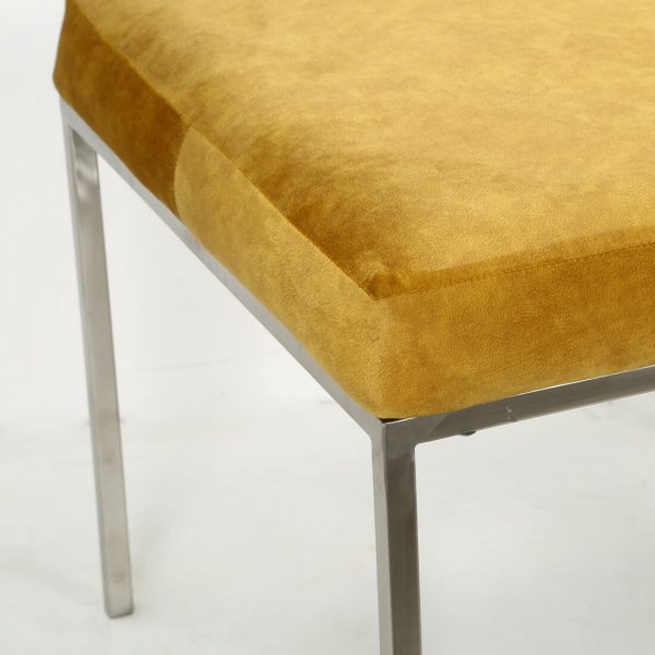 topbrass : cushioned bench